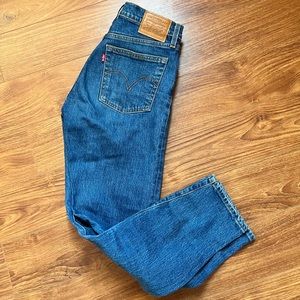 LEVI’S Wedgie Icon Fit Jeans - Size 25